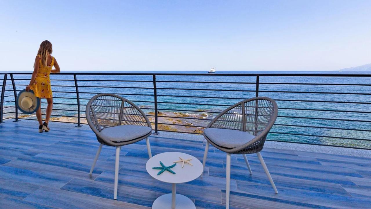 Hotel Caramare Кала-Гононе Экстерьер фото